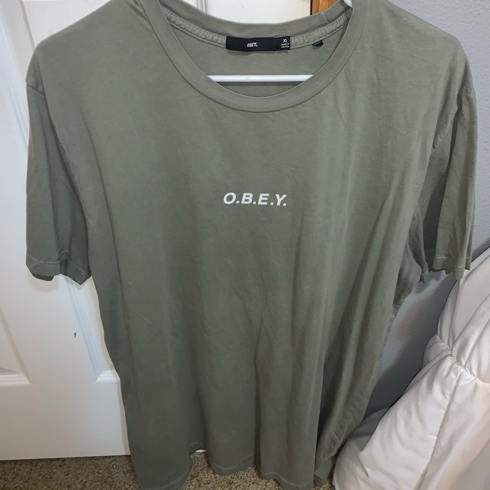 OBEY TSHIRT